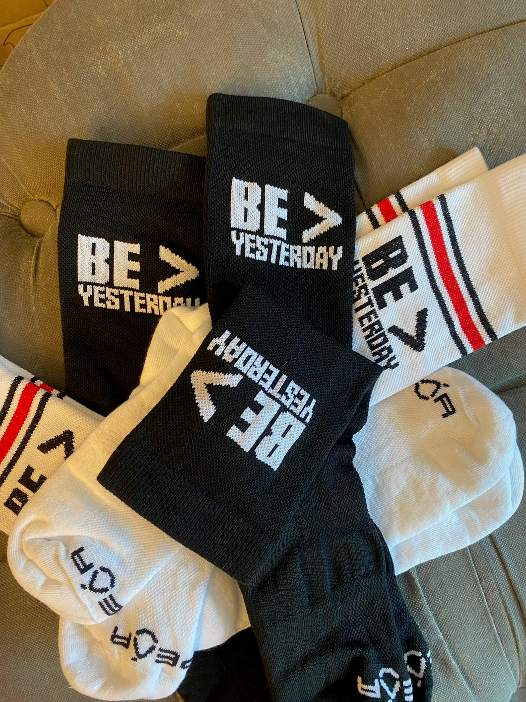 BE > Crew Socks